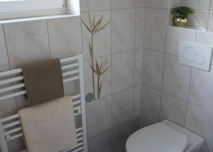 Lira 法克湖畔杜罗博拉赫